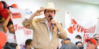 Mel Zelaya recuerda que todavía está pendiente “la consulta de la Cuarta Urna”