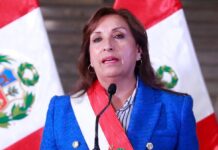 Boluarte exige al Congreso adelantar elecciones y niega que vaya a renunciar