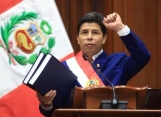 Honduras condena el «golpe de Estado» en Perú