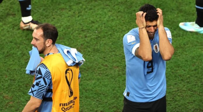 Uruguay gana pero queda eliminada del mundial