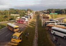 Transportistas podrían ir a paro este martes si el gobierno no les hace efectivo el pago pendiente, dice el dirigente Jorge Lanza