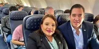 Presidenta hondureña viajó en un vuelo comercial a Brasil para asistir a la investidura de Lula