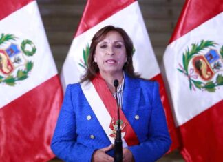 Presidenta de Perú declara estado de emergencia en zonas más afectadas por protestas