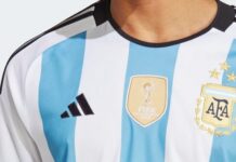 Comienza la venta de la nueva camiseta de la Albiceleste con las 3 estrellas
