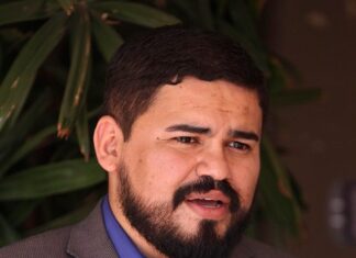 Economista Ismael Zepeda lamenta que la austeridad y transparencia solo sea un «discurso» en el Congreso