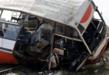 Al menos 16 muertos en la India tras despeñarse un camión del Ejército