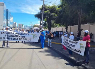 El CMH denuncia que el personal de salud termina el 2022 sin pago y con escasez de medicamentos