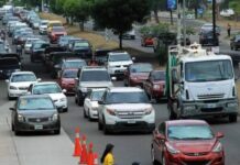 El tráfico vehicular no se resolverá en la capital, solo se podrá aliviar el congestionamiento, señala Aldana