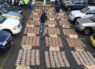Incautan dos toneladas de cocaína en Ecuador que iban a Centroamérica