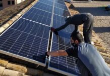 Los paneles solares sobre el tejado se amortizan en seis años, según estudio