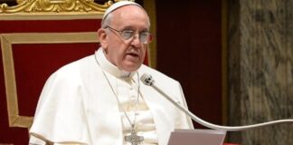 El papa pide rezar por los más de 40 migrantes muertos en la costa de Italia