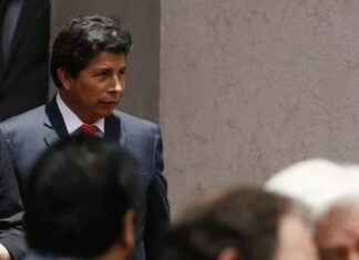 Congreso de Perú destituye a Castillo por «permanente incapacidad moral»