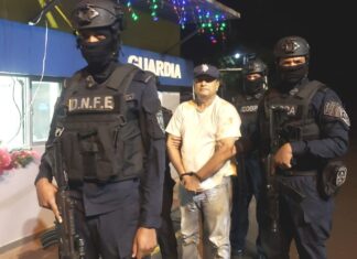 Fiscalía de EE. UU. solicita confiscar bienes y armas ligadas a Midence Oquelí