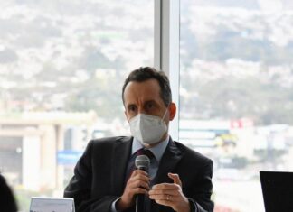 Ministro de la Presidencia dice que es imposible que en meses se solvente la demanda de un ajuste salarial a burócratas