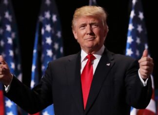 Donald Trump pide el «fin de la Constitución» de Estados Unidos