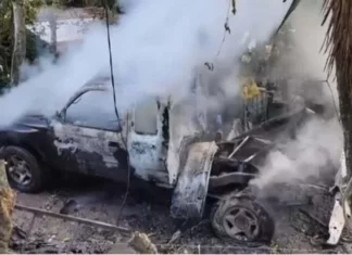 Joven resulta con quemaduras tras tomar fuego vehículo que transportaba pólvora en Copán