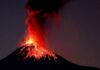 El volcán de Fuego en Guatemala entra en fase de erupción con flujos de lava