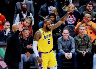 LeBron gana premio a jugador de la semana pero no estará en Denver por lesión
