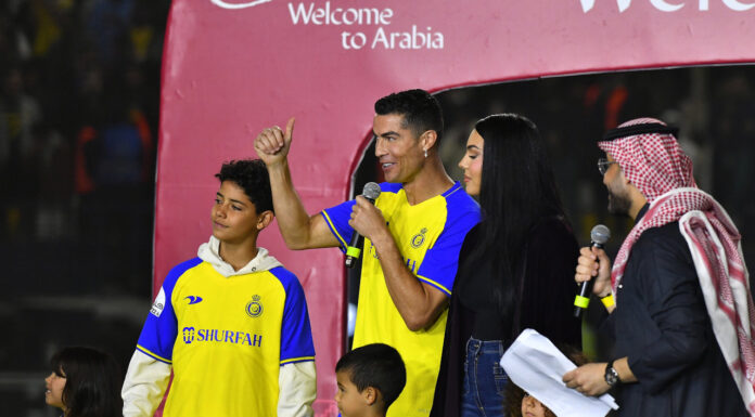 Cristiano Ronaldo, al unirse a Al Nassr: «Mi contrato es único porque soy único»
