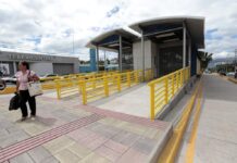 Alcalde capitalino anuncia que las casetas del fallido Trans-450 serán habilitadas para uso de la población