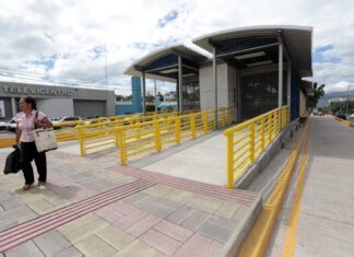 Alcalde capitalino anuncia que las casetas del fallido Trans-450 serán habilitadas para uso de la población