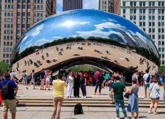 La nueva escultura de Nueva York: un «frijol» futurista bajo un rascacielos