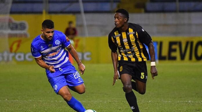 El Real España del uruguayo Julio Rodríguez vapulea al Victoria en Honduras