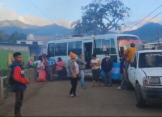 Pobladores de Danlí realizan tomas exigiendo la reparación de calle que da acceso a 10 colonias