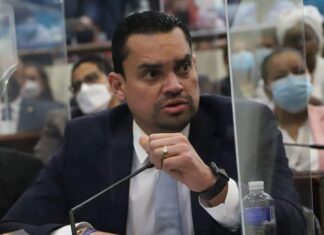 El Partido Nacional no acompañó la aprobación del presupuesto del 2023 es un “cheque en blanco” para el Gobierno, dice Tomás Zambrano