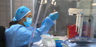 Microbiólogos realizan asambleas informativas a nivel nacional ante falta de compromiso de la SESAL