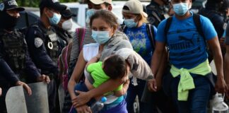 Las mujeres representan un 58 % de la migración hondureña, siendo doblemente vulnerables, según estudio