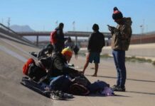 Llega 2023 sin reforma migratoria y con crisis humanitaria en la frontera