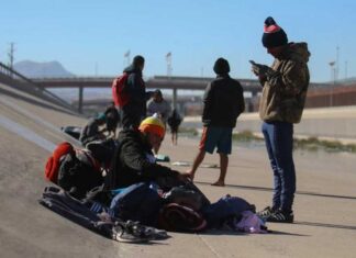 Llega 2023 sin reforma migratoria y con crisis humanitaria en la frontera