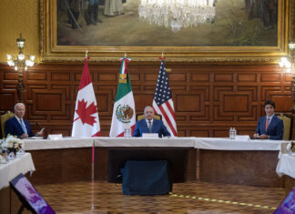 Biden agradece a México por acoger migrantes que no cumplen políticas de EE. UU.