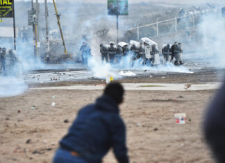 Boluarte acusa a manifestantes de querer «quebrar Estado de derecho» en Perú