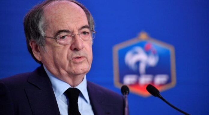 Apartado del cargo el presidente de la federación Francesa de Fútbol que se mofó de Zinedine Zidane