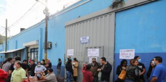 Empleados de la Unidad Municipal de Agua Potable y Saneamiento (UMAPS), realizan tomas exigendo la salida del gerente Arturo Tróchez