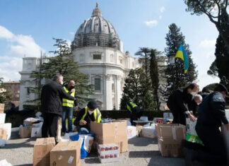 El Vaticano recauda 250,000 euros para enviar a Ucrania ropa y generadores