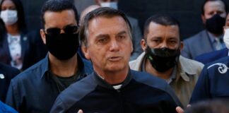 Policía encuentra texto que permitiría a Bolsonoaro interferir en las elecciones de Brasil