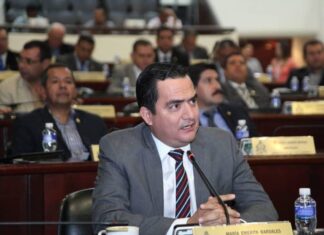 “El próximo presidente de la CSJ debe ser liberal o del PSH, no de Libre”, señala el diputado Mario Pérez