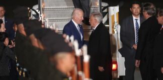 Biden llega al Palacio Nacional de México para reunirse con López Obrador