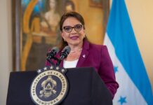 «La presidenta de Honduras miente», señala el diario El Comercio de Perú