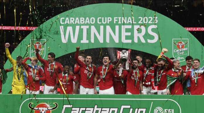 El Manchester United recupera la gloria perdida tras vencer 2-0 al Newcastle y conquistar la Copa de la Carabao Cup