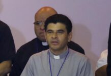 El papa confiesa su dolor por la condena a obispo nicaragüense y pide diálogo
