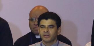 El papa confiesa su dolor por la condena a obispo nicaragüense y pide diálogo