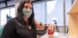 La neuroestimulación devuelve la movilidad en el brazo a 2 pacientes de ictus