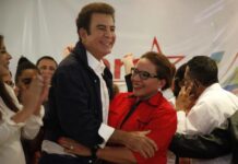 Xiomara se está prestando para algo que no sabe que es malo para Honduras, señala Salvador Nasralla