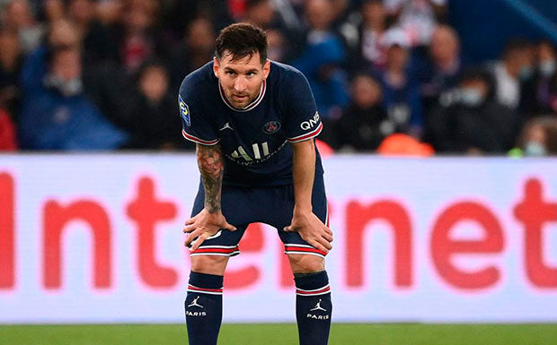 Messi sufre una lesión en los isquios y es duda para el duelo contra el Bayern