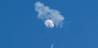 EE. UU. derriba globo chino y acusa a Pekín de espiar sitios militares sensibles