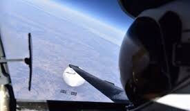 El Pentágono publica una foto del globo chino tomada desde un caza de EE. UU.